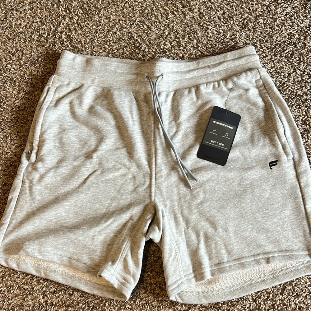 Fabletics size large The Lightweight Go-To Short NEW WITH TAGS